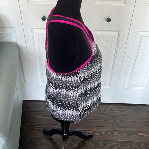 ZeroXposur Mulberry Mesh Racerback Tankini Swim Top Women's - Picture 2 of 4